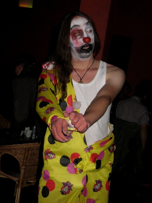 unclowned02